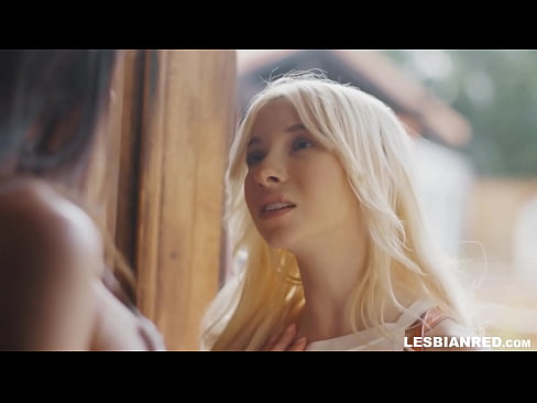❤️ D'Meedche kënnt e puer Méint méi spéit heem a schléisst op d'Stiefmamm hir Muschi iessen ☑ Schéine Porno op lb.4k-porno.ru ❌️❤